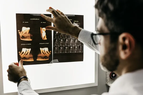 Diş Kliniği Web Sitesi Nasıl Olmalı? Hasta Kazandıran Yapı